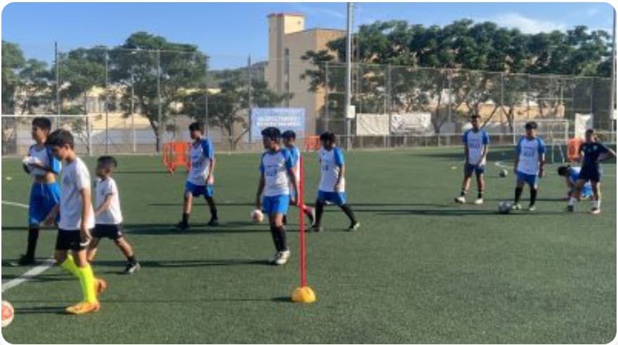 ITW HIGH PERFORMANCE FOOTBALL CAMPUS EASTER