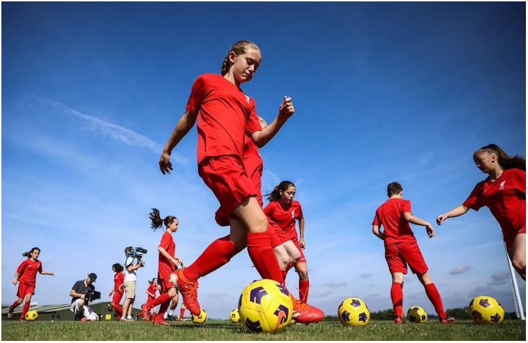 Liverpool FC Girls Summer 1 Week Football Camp Repton School