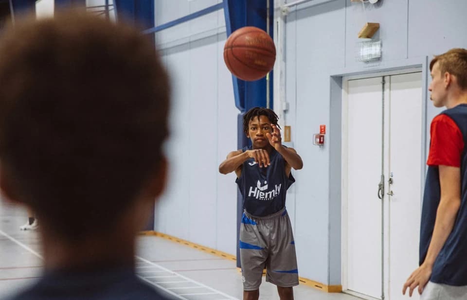 HJEMLY-BASKETBALL-CAMP-2025