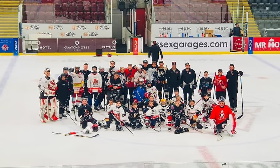 HENDRIKX Ice Hockey Camp